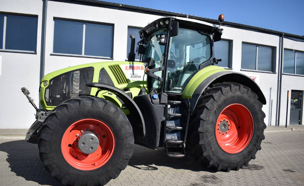 Farm tractor CLAAS Axion 920 Cmatic: picture 29