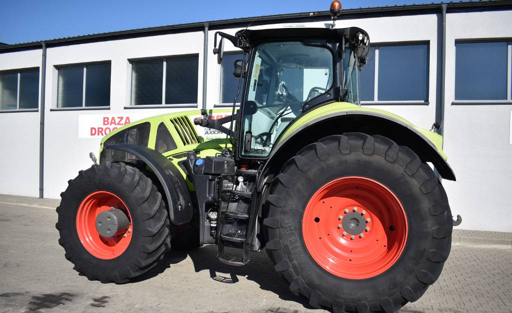 Farm tractor CLAAS Axion 920 Cmatic: picture 27