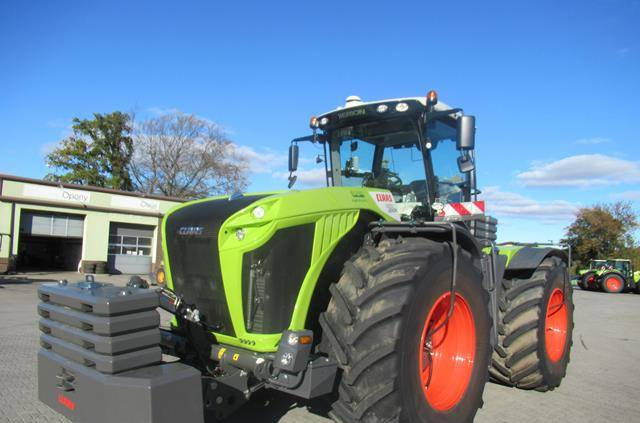 Farm tractor CLAAS Xerion 5000 Trac: picture 20