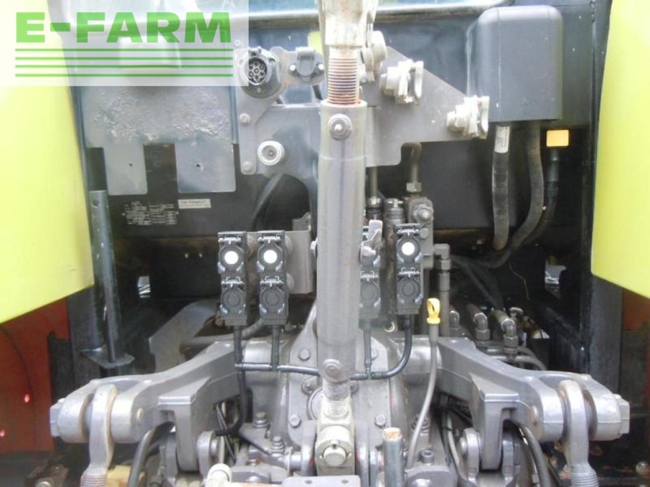 Farm tractor CLAAS arion 410 cis: picture 16