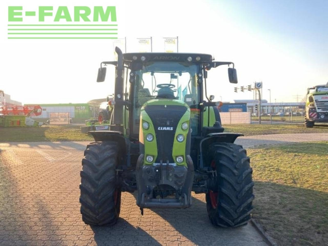 Farm tractor CLAAS arion 540 t3b: picture 2