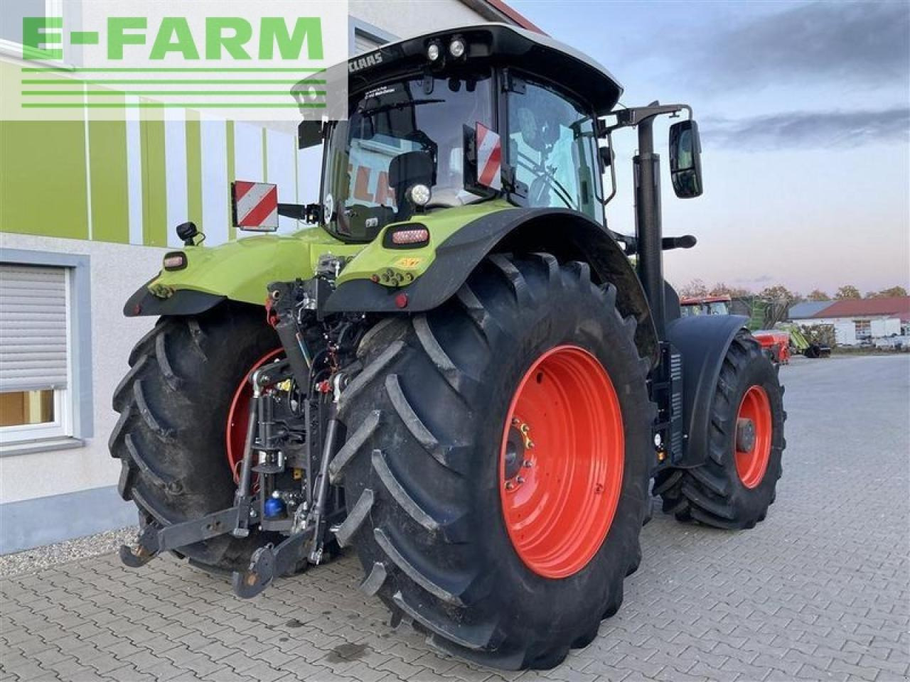 Farm tractor CLAAS axion 870 cmatic-stage v cebis: picture 14
