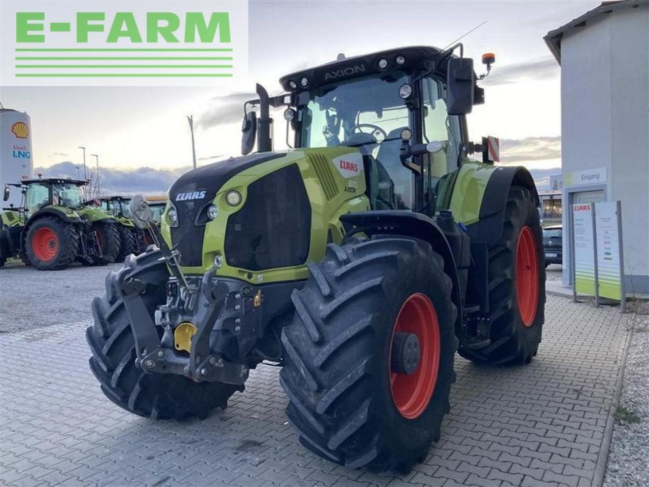 Farm tractor CLAAS axion 870 cmatic-stage v cebis: picture 8