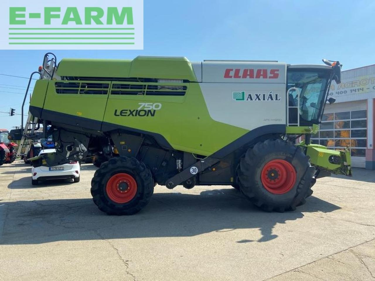 Combine harvester CLAAS lexion 750: picture 4