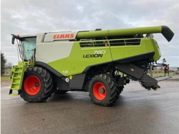 Combine harvester CLAAS lexion 780 4-wd: picture 1