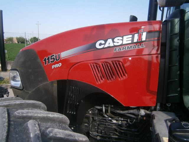 Farm tractor CaseIH FARMALL 115 U PRO: picture 6