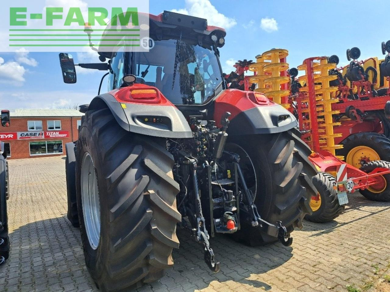 Farm tractor Case-IH optum 300 cvx: picture 6