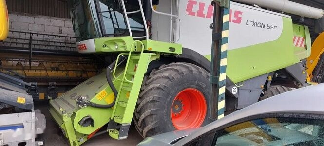 Combine harvester Claas LEXION 550: picture 5