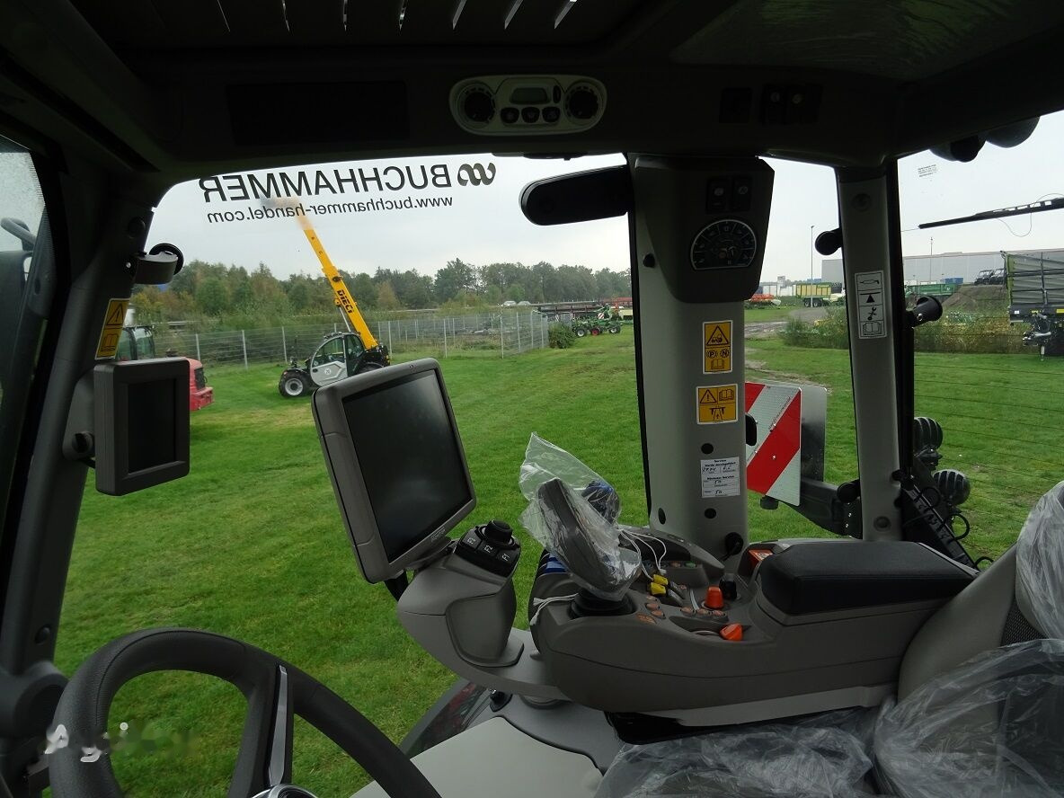 Farm tractor Deutz-Fahr 9340 TTV Agrotron: picture 16