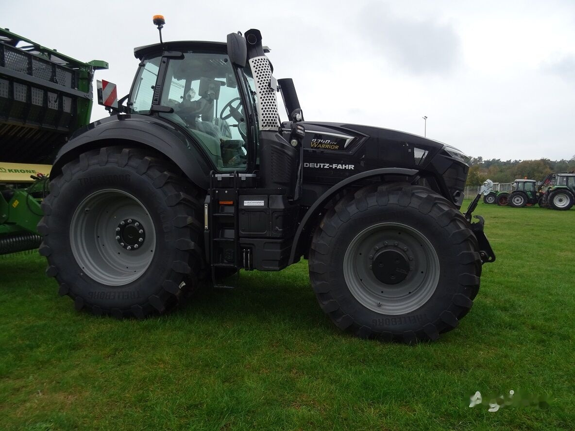 Farm tractor Deutz-Fahr 9340 TTV Agrotron: picture 3