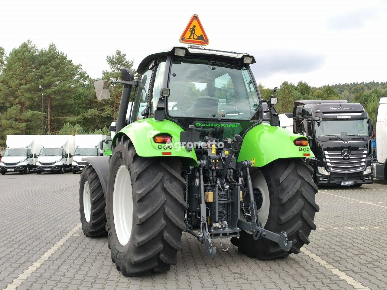 Farm tractor Deutz-Fahr Agrotron M620: picture 15