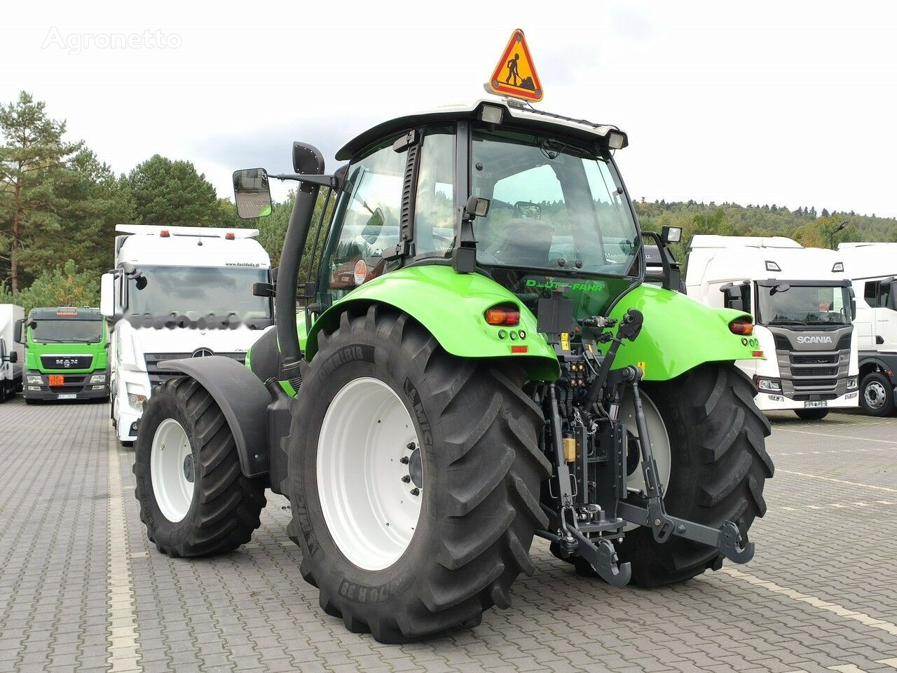 Farm tractor Deutz-Fahr Agrotron M620: picture 13