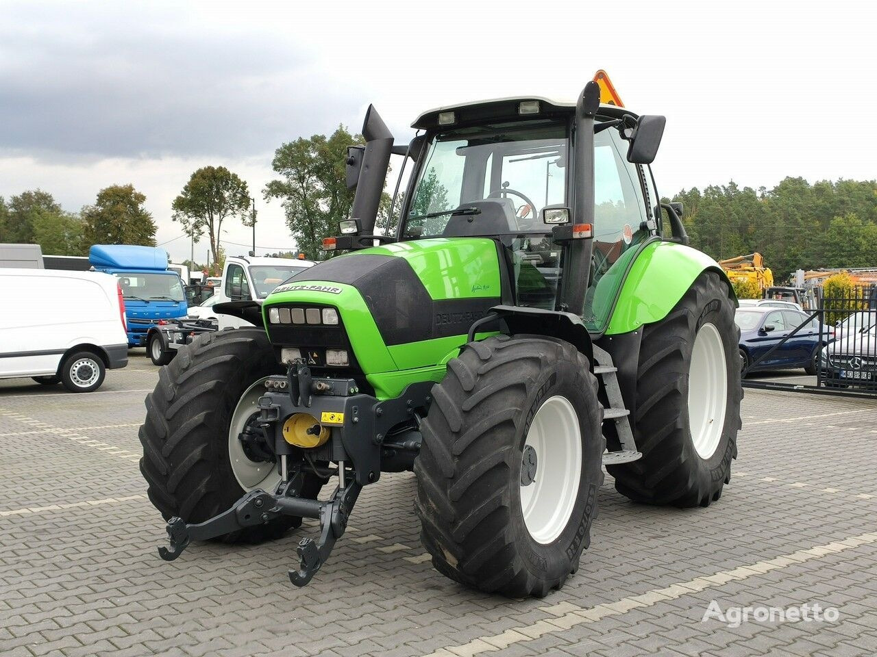 Farm tractor Deutz-Fahr Agrotron M620: picture 4