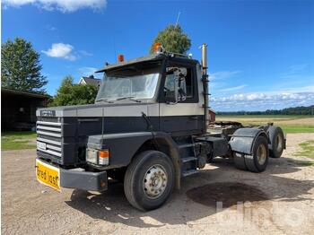  SCANIA T112H 6X2 42 - Farm tractor