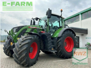 Farm tractor FENDT 724 Vario
