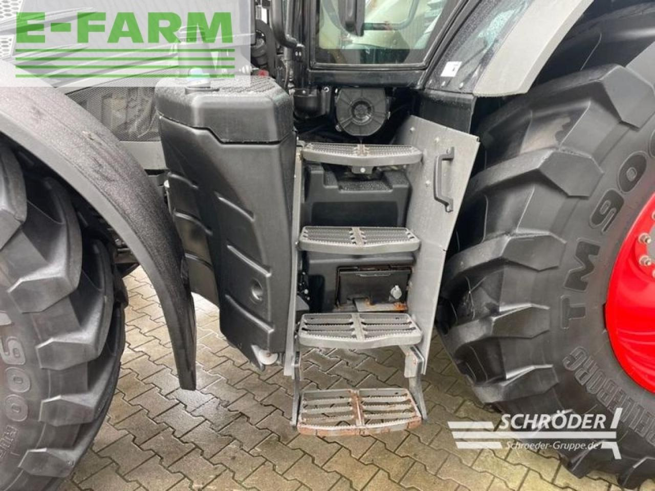 Farm tractor Fendt 930 vario s4 profi plus: picture 13