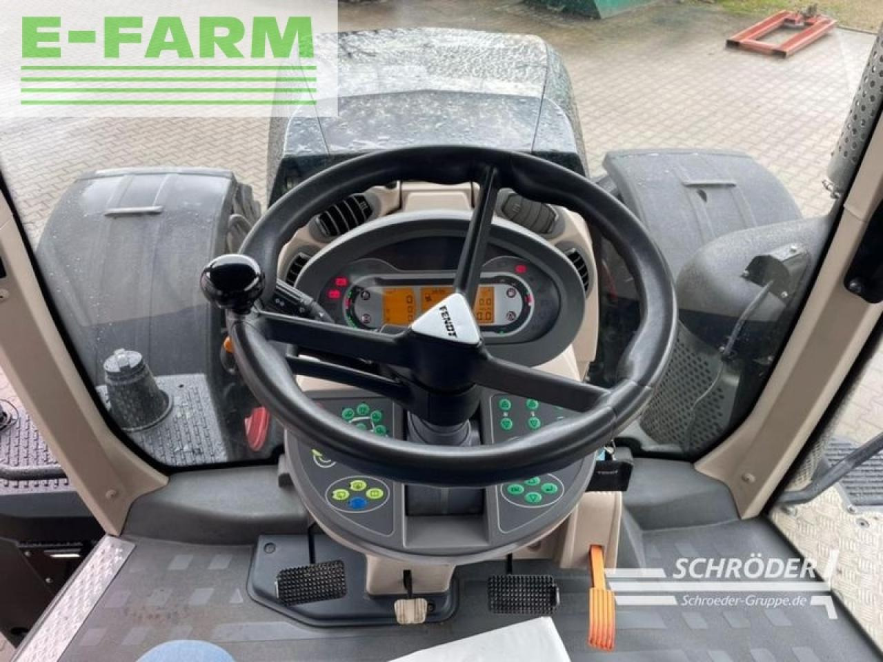 Farm tractor Fendt 930 vario s4 profi plus: picture 8