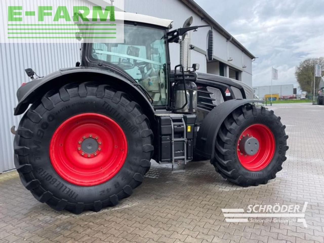 Farm tractor Fendt 930 vario s4 profi plus: picture 2