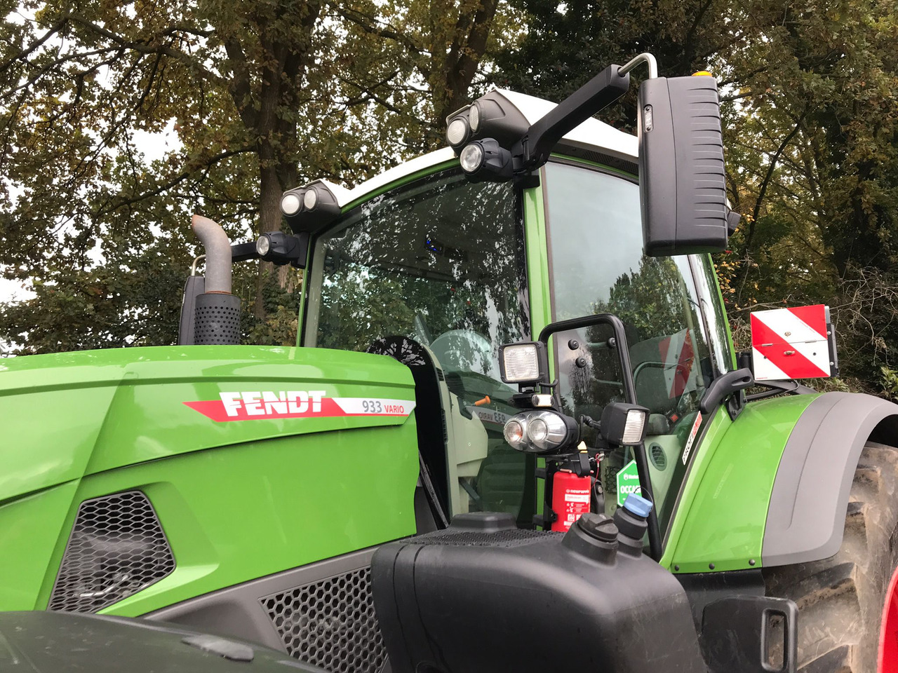 Farm tractor Fendt 933 Vario Gen6 ProfiPlus: picture 13