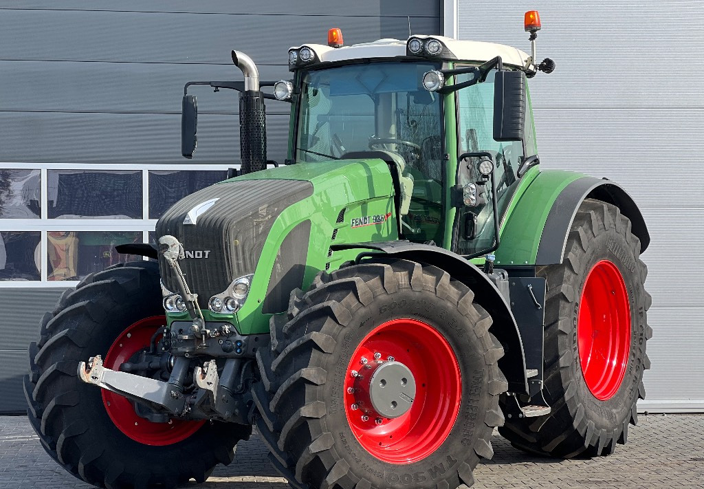 Farm tractor Fendt 936 Vario SCR Profi Plus: picture 2