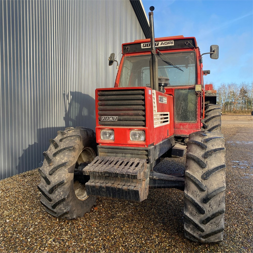 Farm tractor Fiat 1380 DT: picture 4