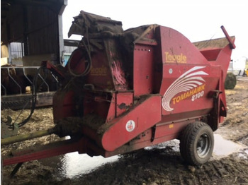  Teagle Tomahawk 8100 - Forage mixer wagon