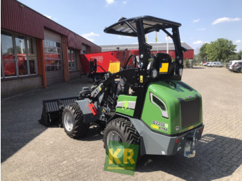 Compact loader G2200E X-tra Giant: picture 4
