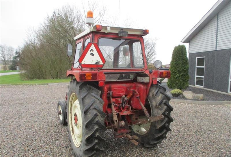 Farm tractor IH 474 En ejers traktor med lukket kabine på: picture 6