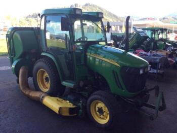 Farm tractor John Deere 3520: picture 1