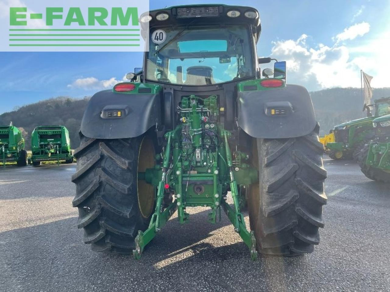 Farm tractor John Deere 6175r: picture 6