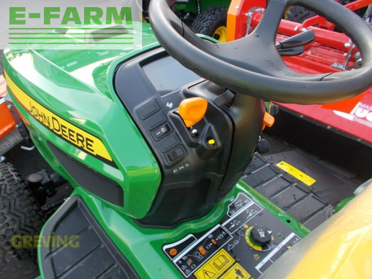 Farm tractor John Deere x948 kehrmaschine streuer: picture 4