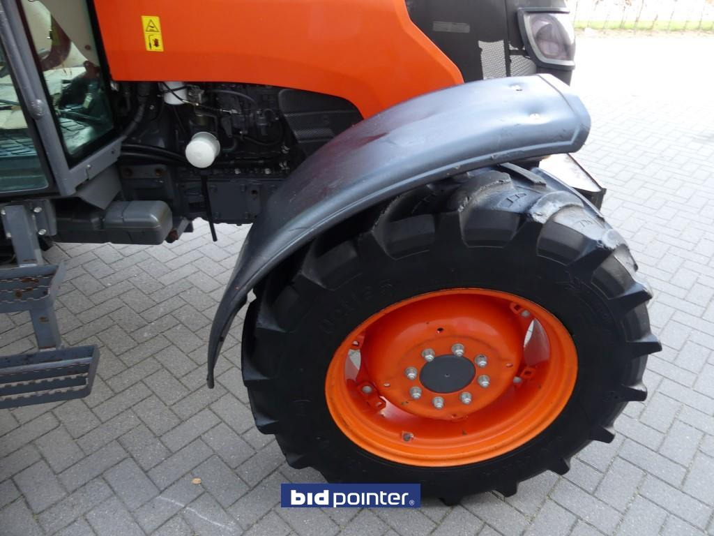 Farm tractor Kubota M9540 4WD: picture 8