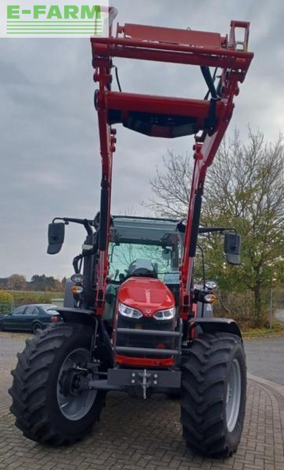 Farm tractor Massey Ferguson 5711m dyna-4: picture 6