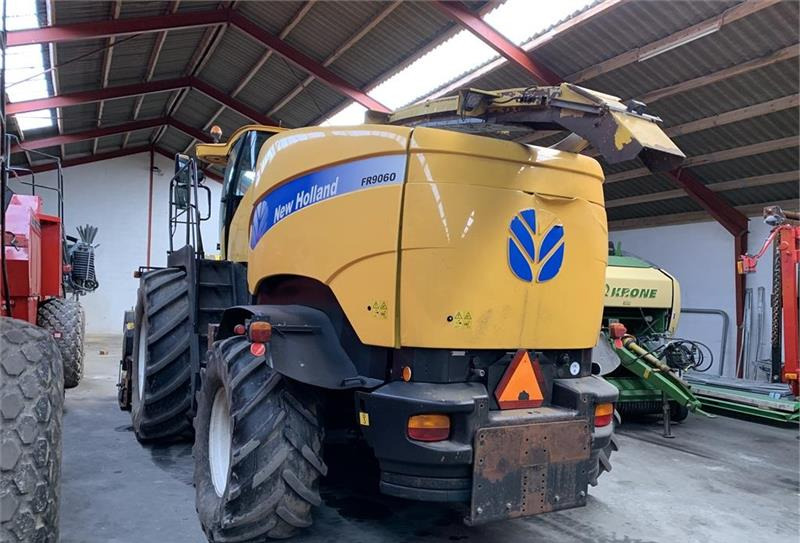 Forage harvester New Holland FR 9060: picture 4