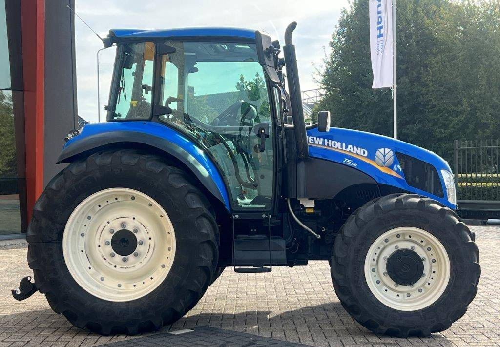 Farm tractor New Holland T5.115 Utility - Dual Command, climatisée, rampant: picture 8