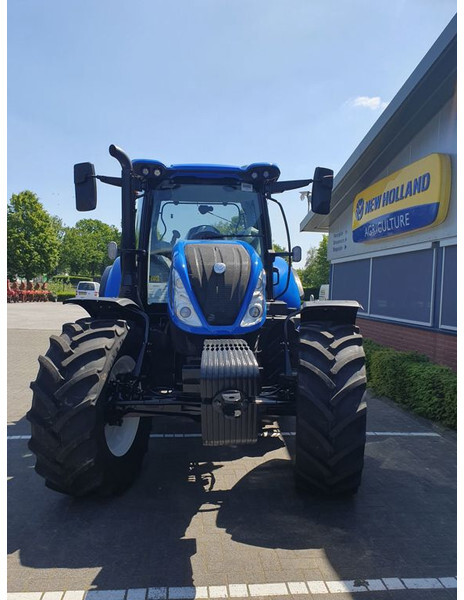 Farm tractor New Holland T6.180 DC: picture 13