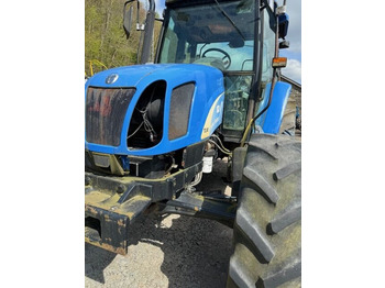 Farm tractor New Holland TL90: picture 2