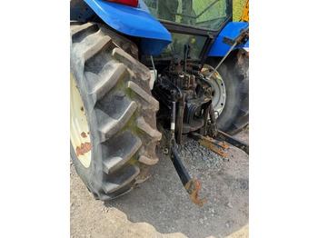 Farm tractor New Holland TL90: picture 3