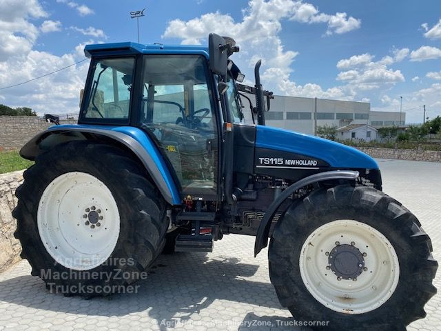 Farm tractor New Holland TS115: picture 5