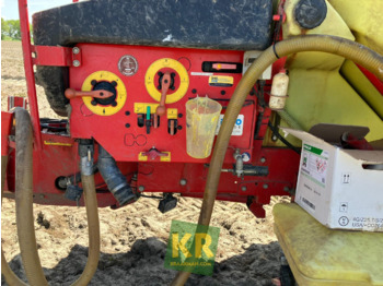 Tractor mounted sprayer Phoenix B30 33 meter Kverneland: picture 2