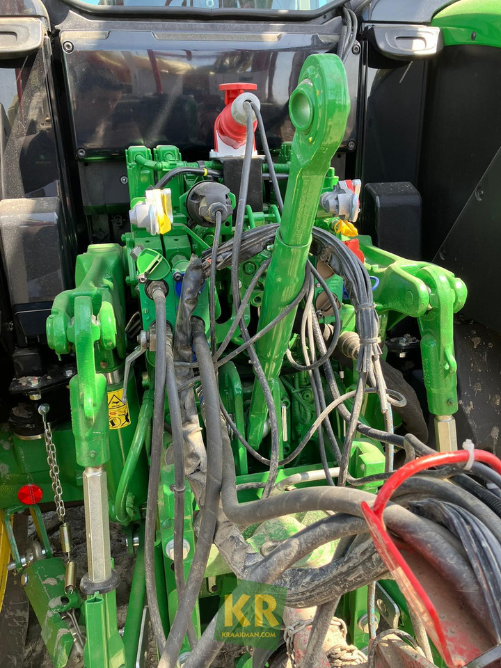 Tractor mounted sprayer Phoenix B30 33 meter Kverneland: picture 6