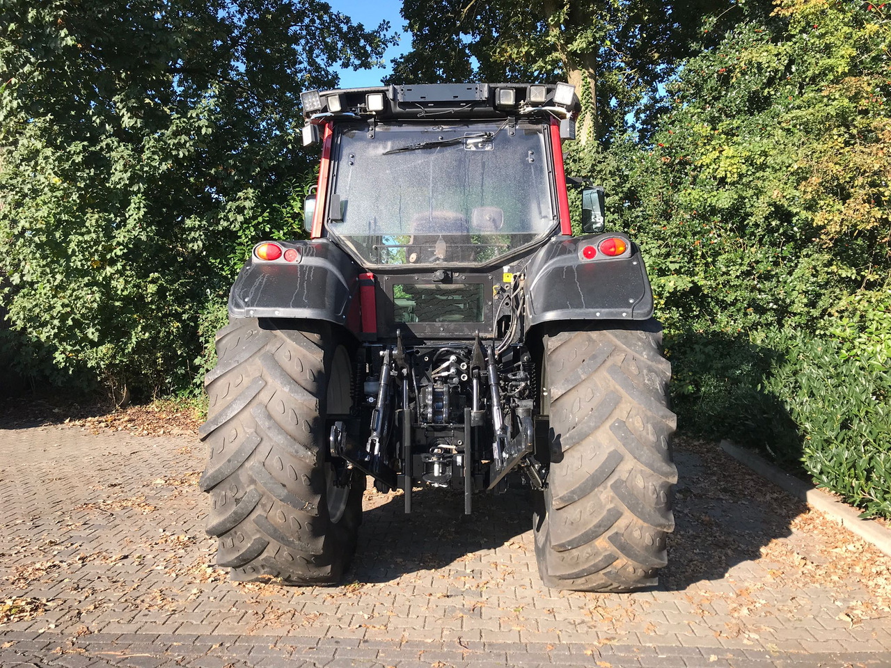 Farm tractor Valtra T191 HiTech: picture 5