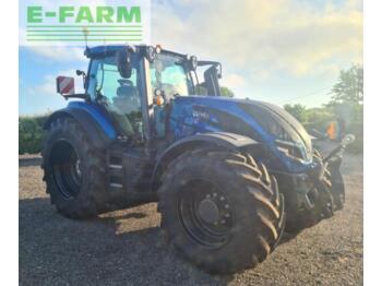 Farm tractor Valtra t255 versu *93 hours* tractor: picture 1