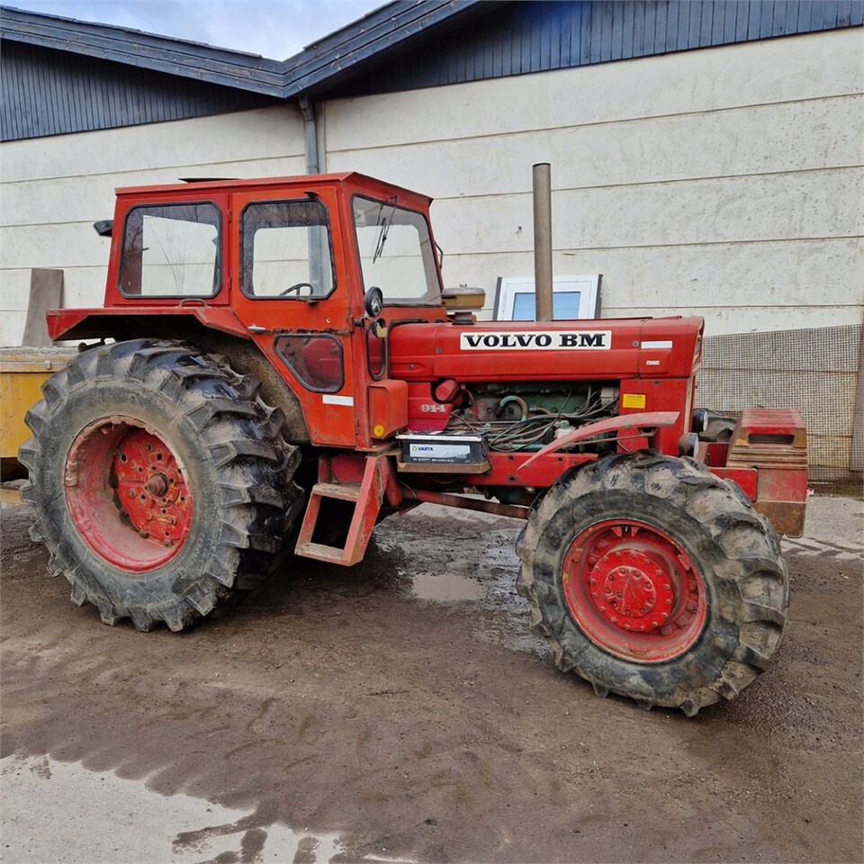 Farm tractor Volvo 814: picture 5