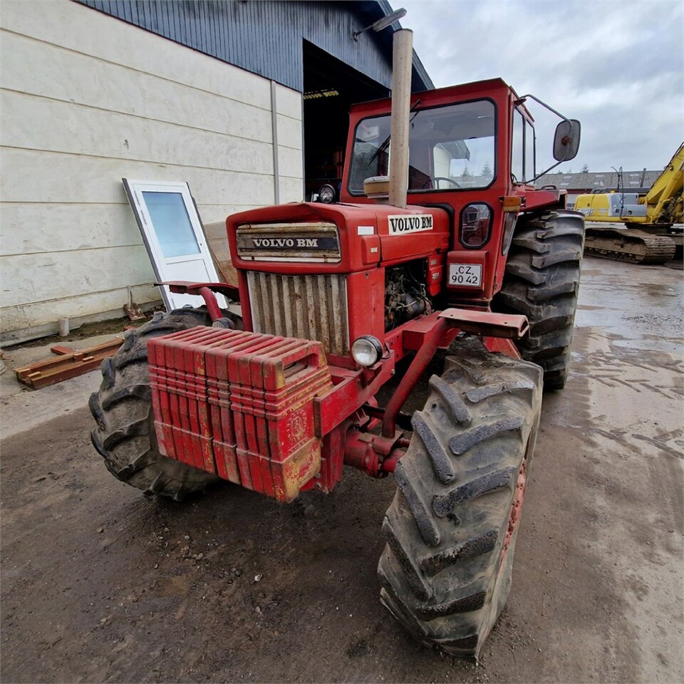 Farm tractor Volvo 814: picture 21