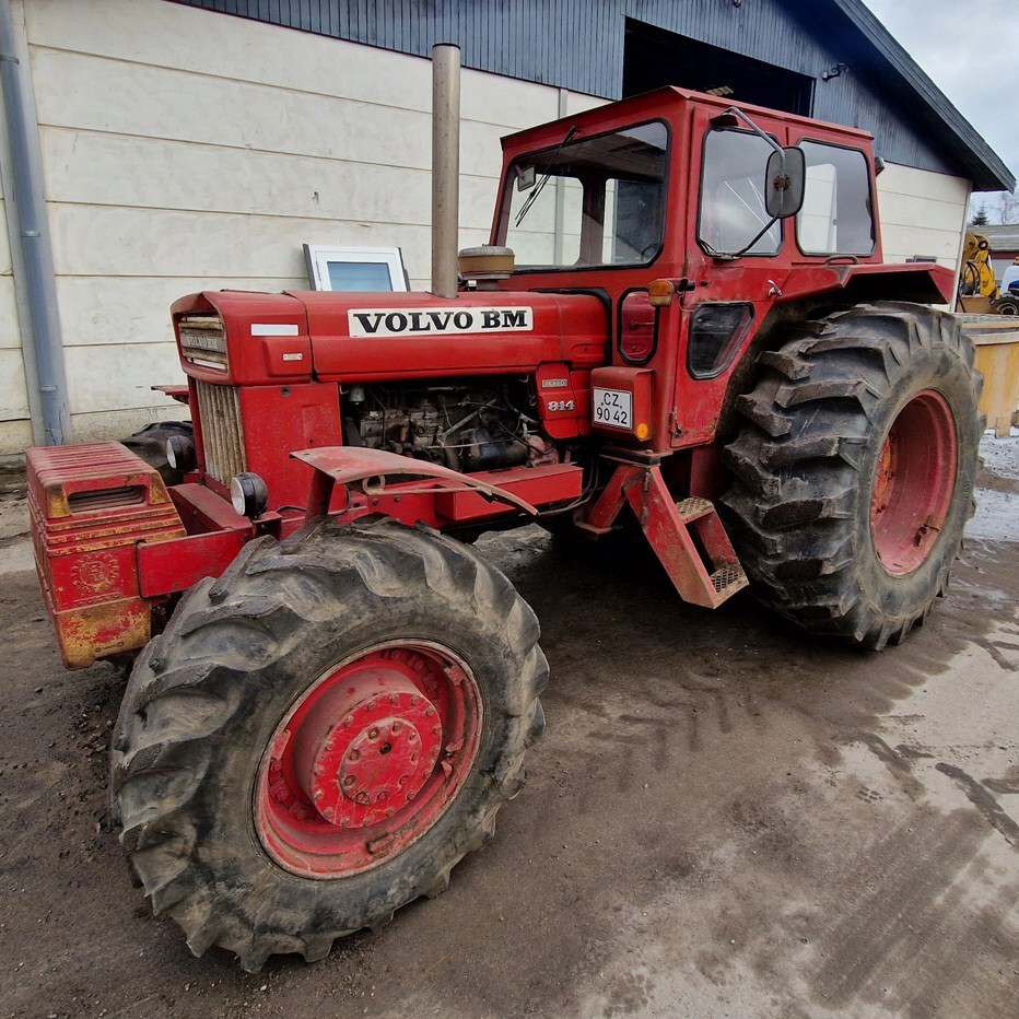 Farm tractor Volvo 814: picture 14