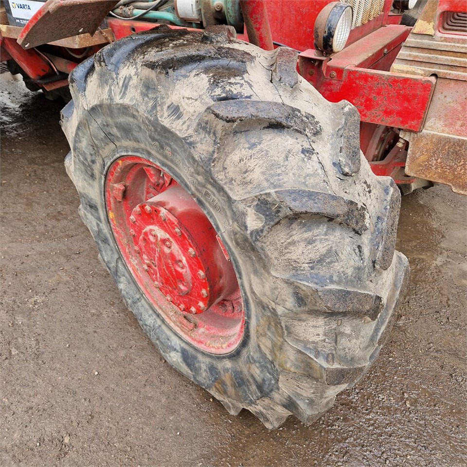 Farm tractor Volvo 814: picture 45