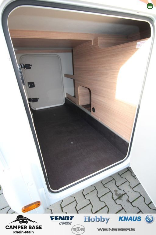 Semi-integrated motorhome Weinsberg CaraCompact 600 MEG EDITION [PEPPER] Modell 2024: picture 4