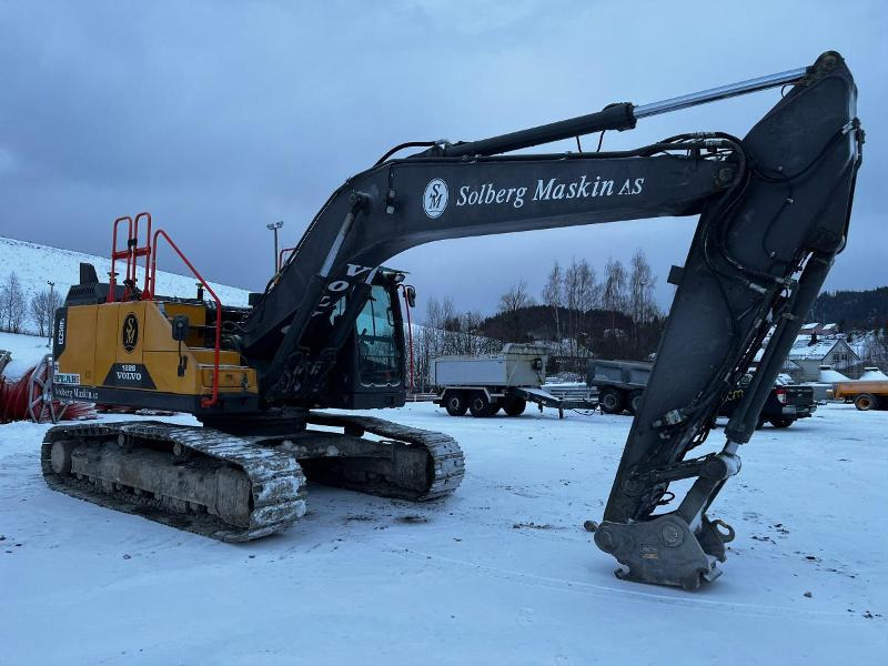 Excavator 2017 Volvo EC 250EL med rotortilt, pusseskuffe og GPS: picture 3