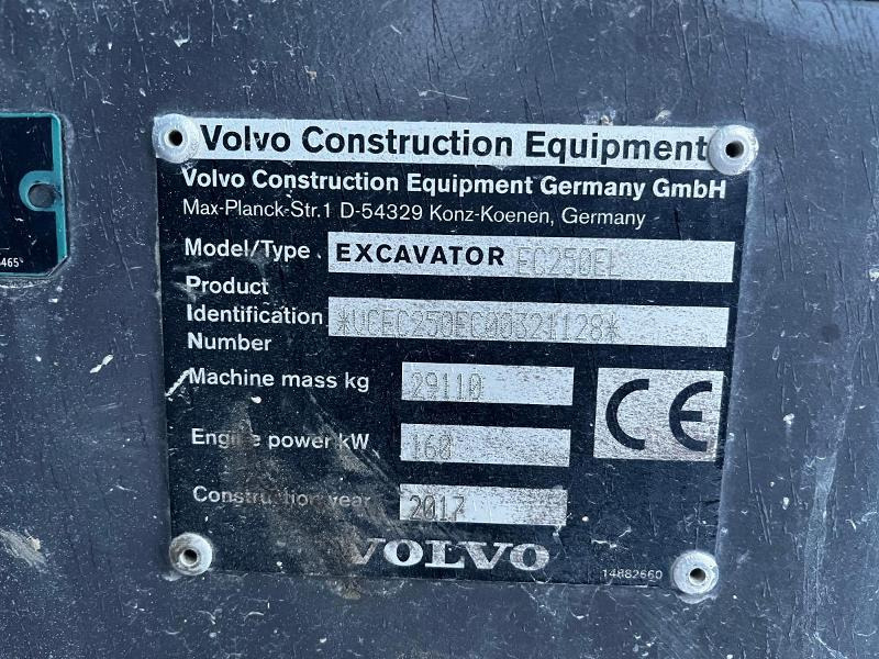 Excavator 2017 Volvo EC 250EL med rotortilt, pusseskuffe og GPS: picture 20